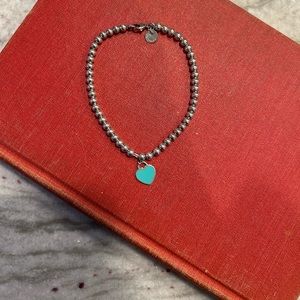Tiffany’s bracelet with turquoise heart